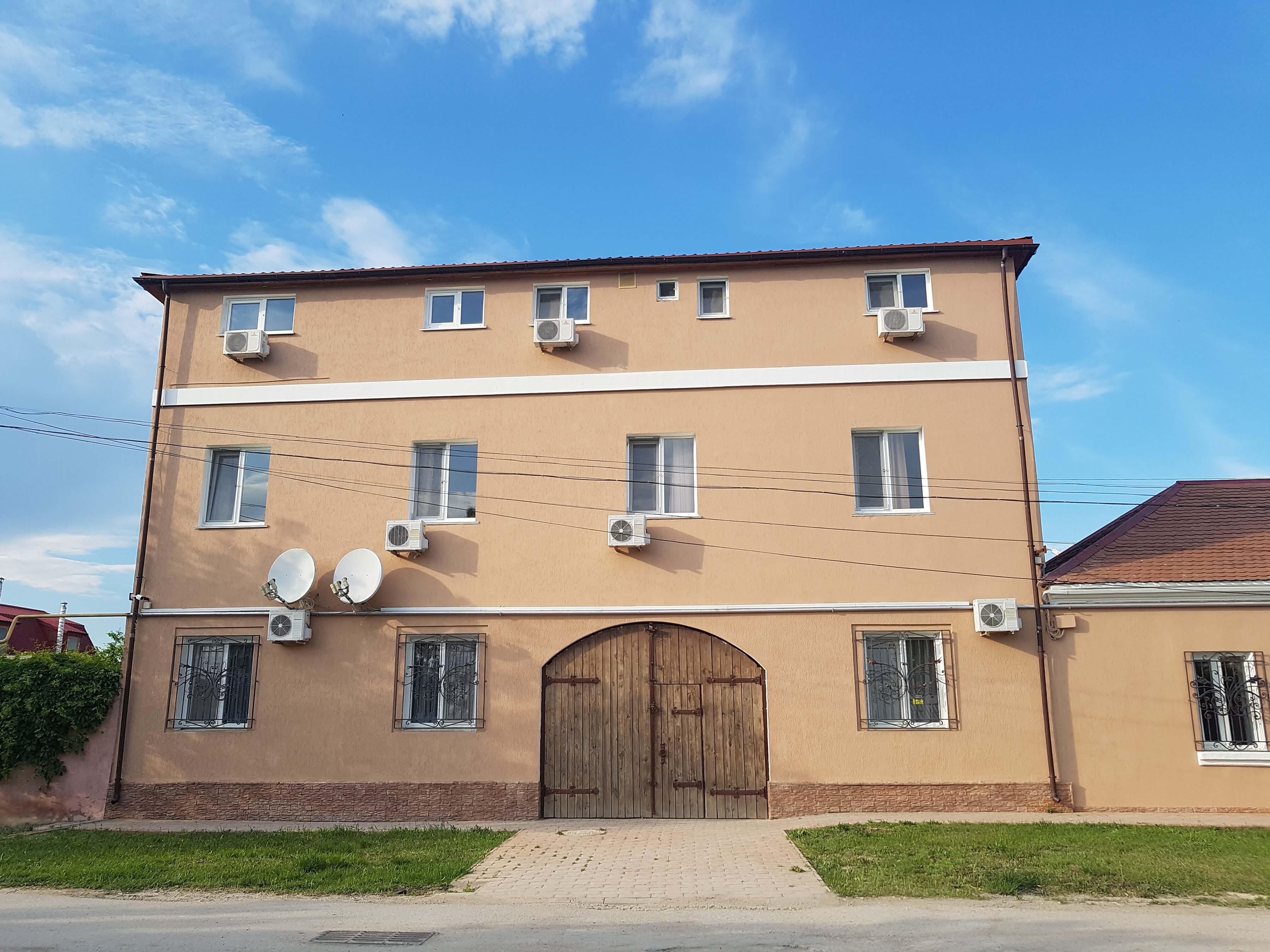 Фото отеля 1