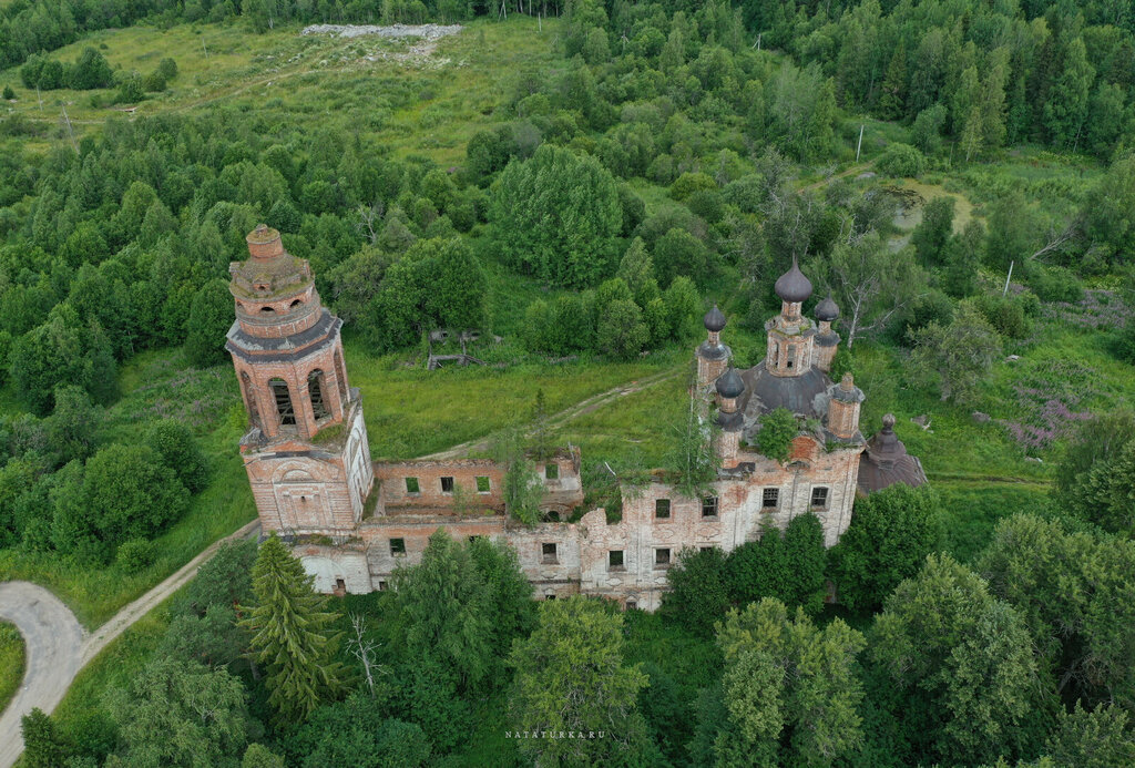 Orthodox church Tserkov Pokrova Presvyatoy Bogoroditsy, Vologda Oblast, photo