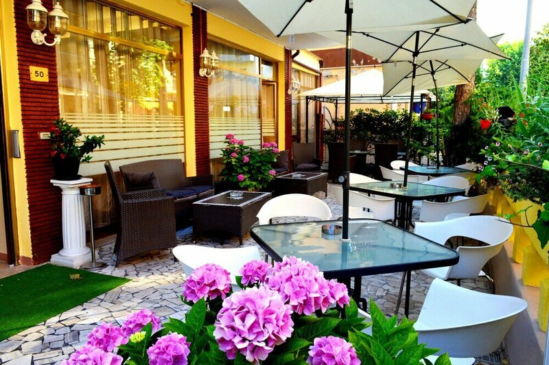 Гостиница Double Room With Full Board в Римини