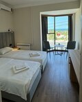 Breeze (Khandadasha Tagieva Street, 37Д), hotel