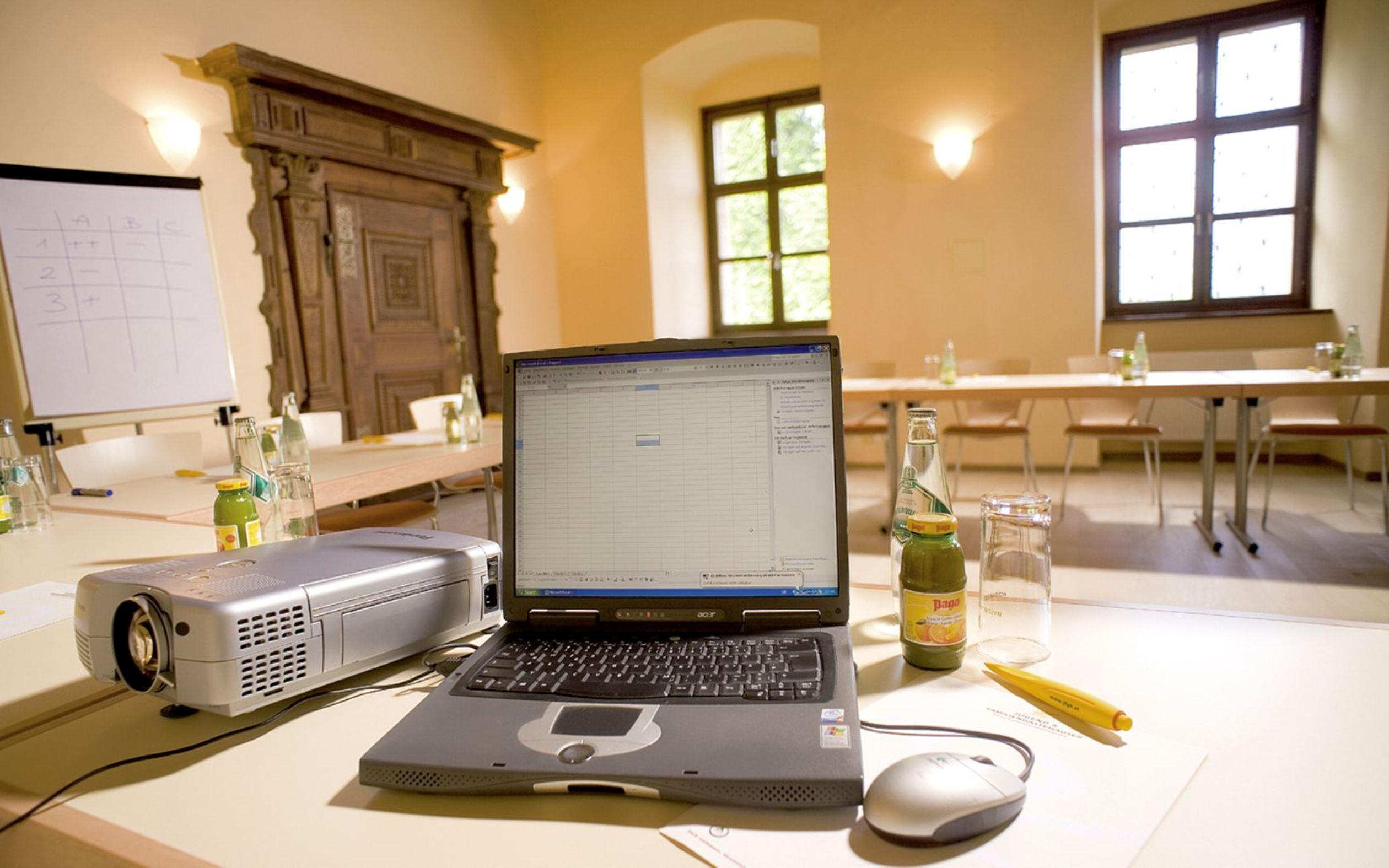 Фото Jufa Hotel Schloss Röthelstein