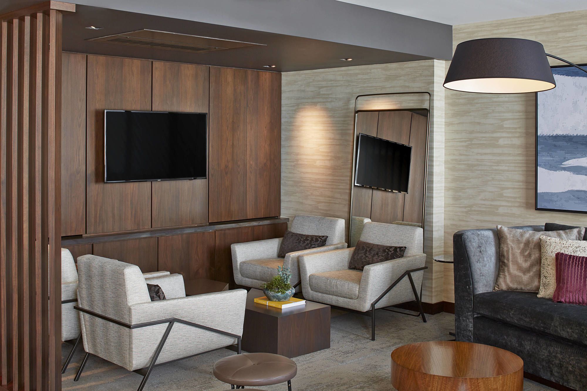 Фото Renaissance Dallas at Plano Legacy West Hotel