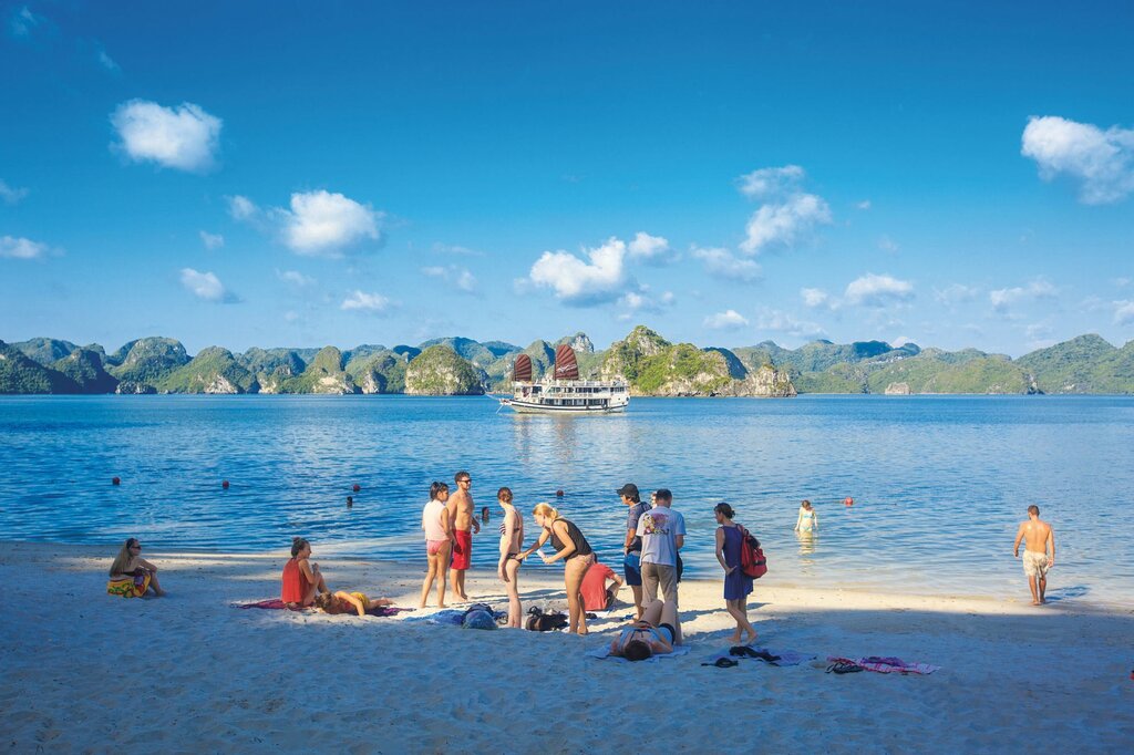 Hotel Swan Cruises Halong, Ha Long, photo