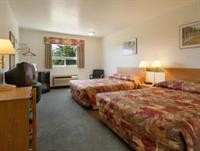 Фото Super 8 by Wyndham Kenora