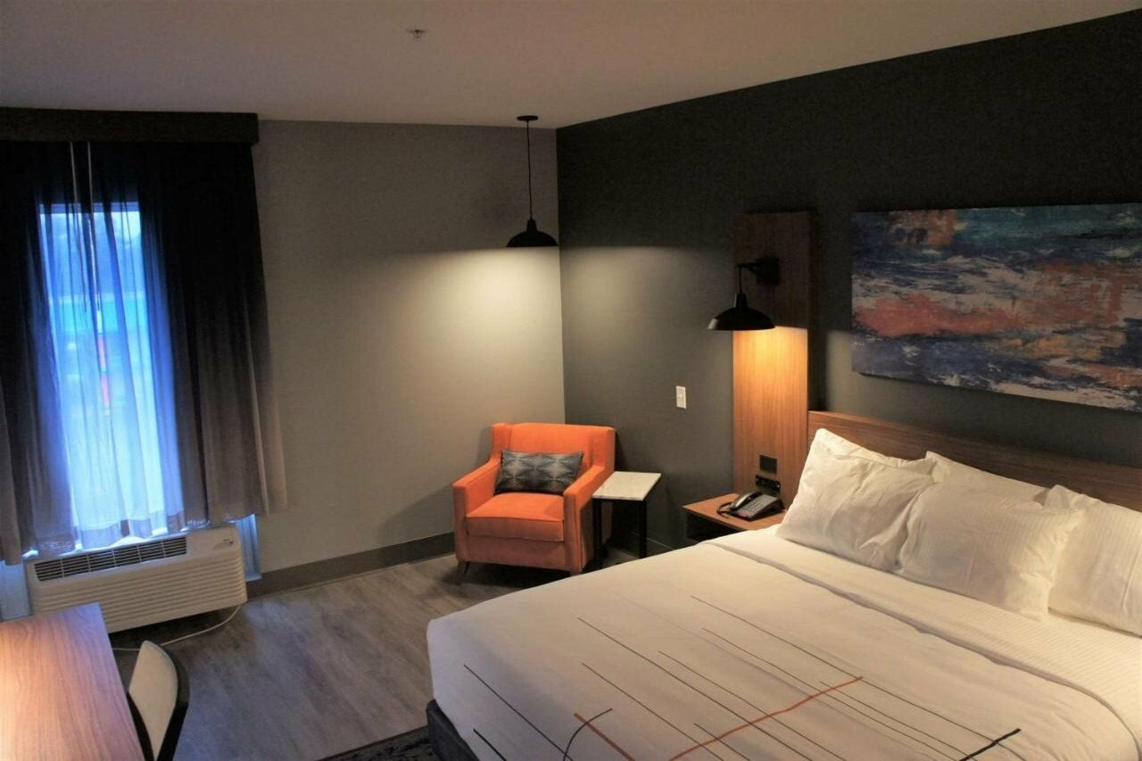 Фото La Quinta Inn & Suites by Wyndham Oxford