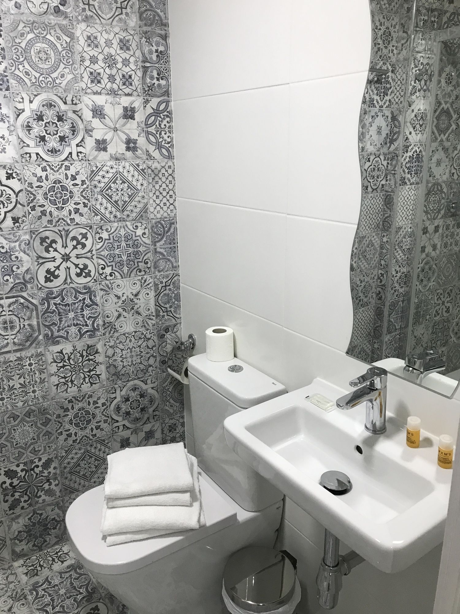 Фото Hostal Boutique Benidorm Blue Beach