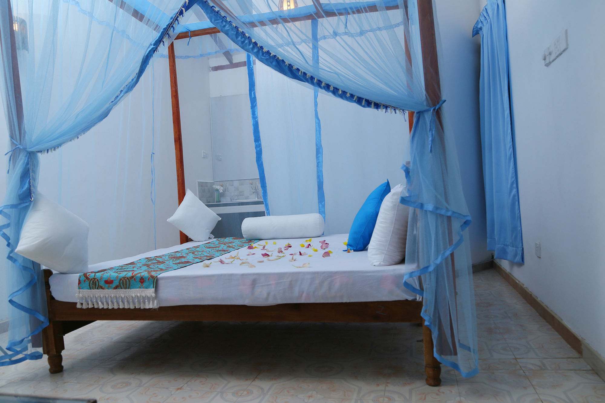 Фото Dinsara Pearl Villa