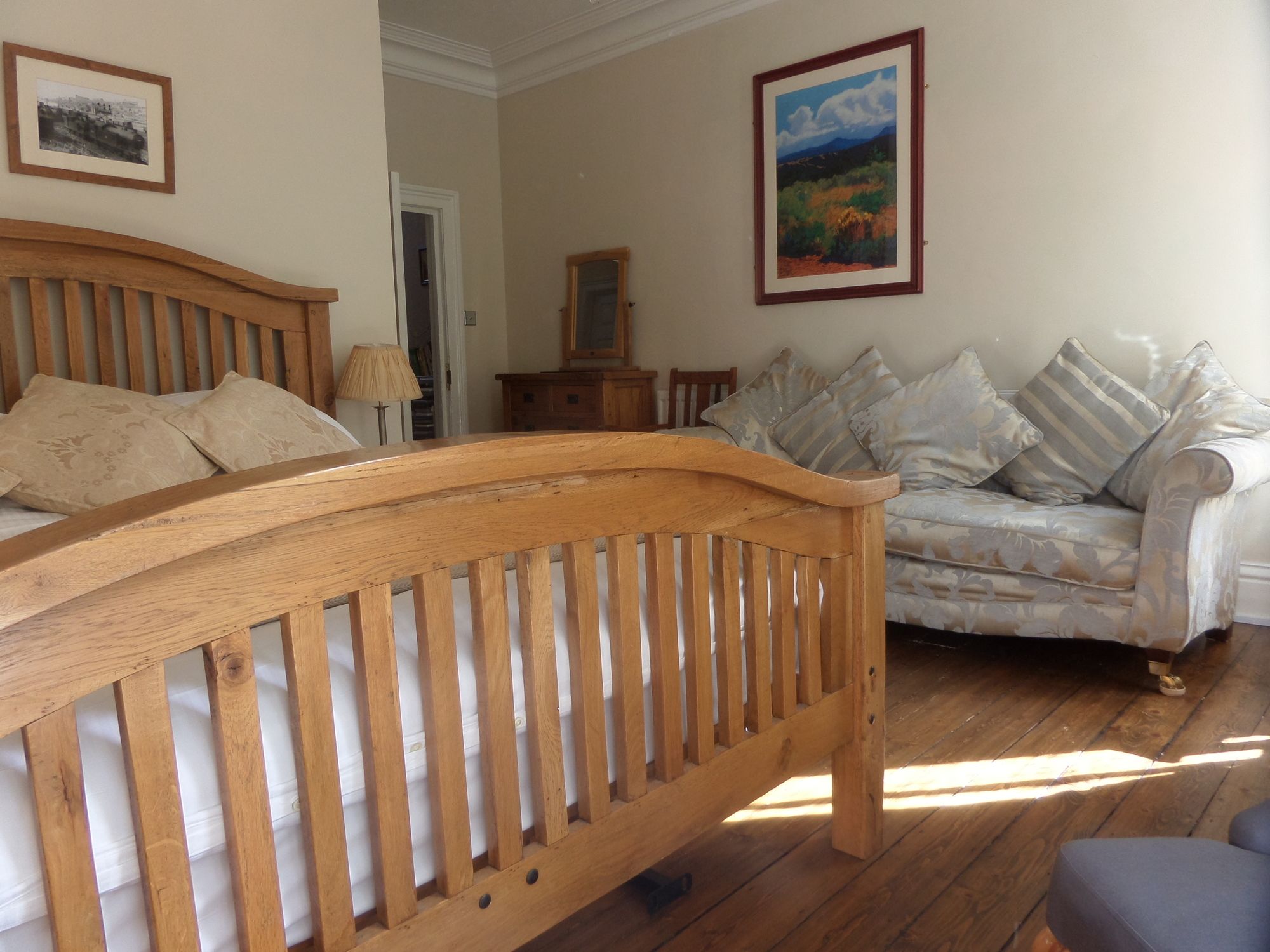 Фото Broomfield House