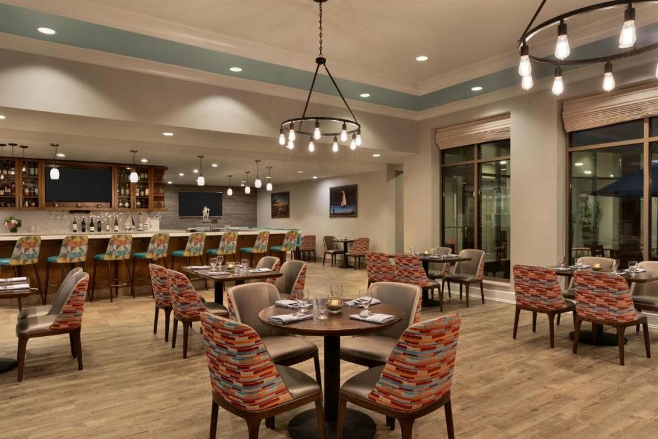 Фото Hilton Garden Inn Stony Brook