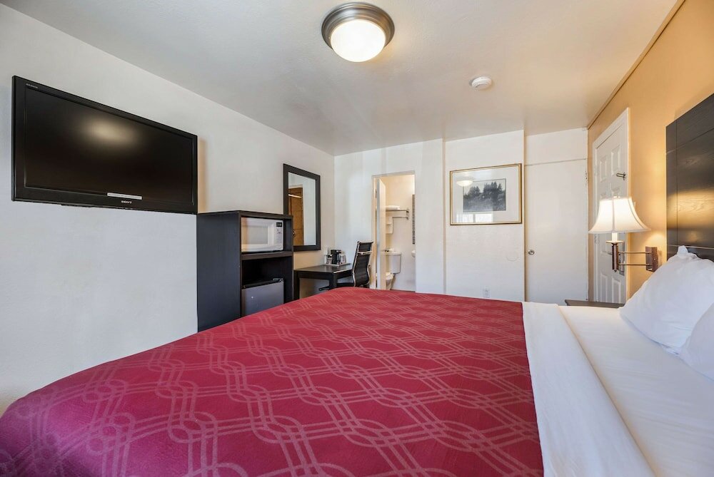 Фото Rodeway Inn Flagstaff - Downtown