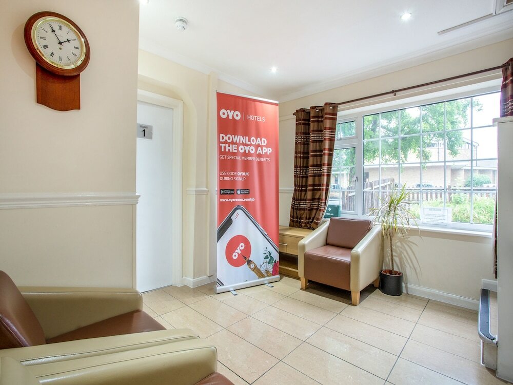 Фото Flexistay Ambers Gatwick Aparthotel
