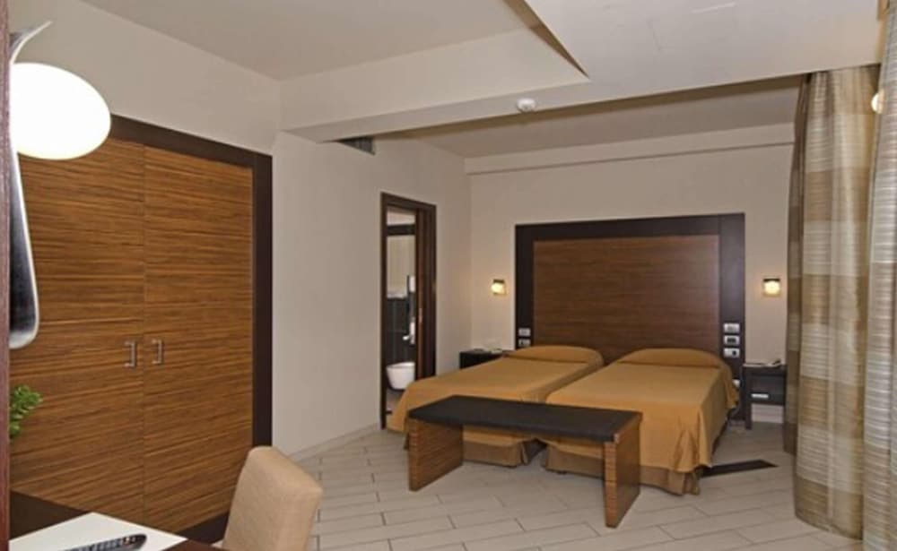 Фото Hotel Eden