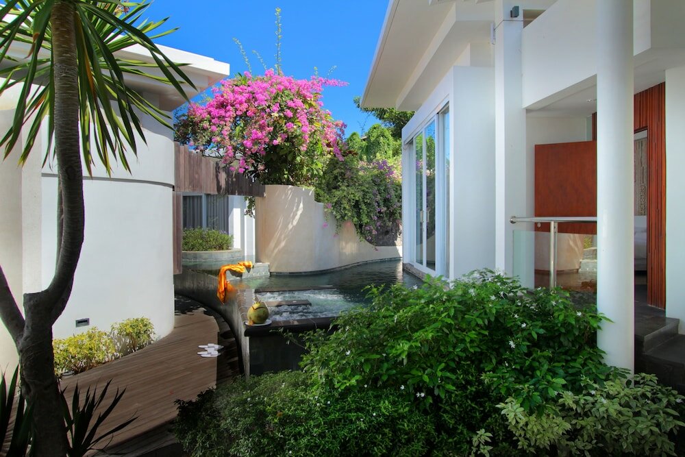 Фото Taman Mesari Luxury Villas-Seminyak