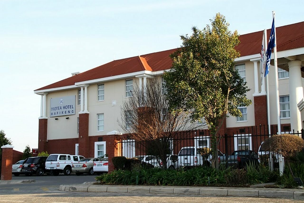 Фото отеля 2