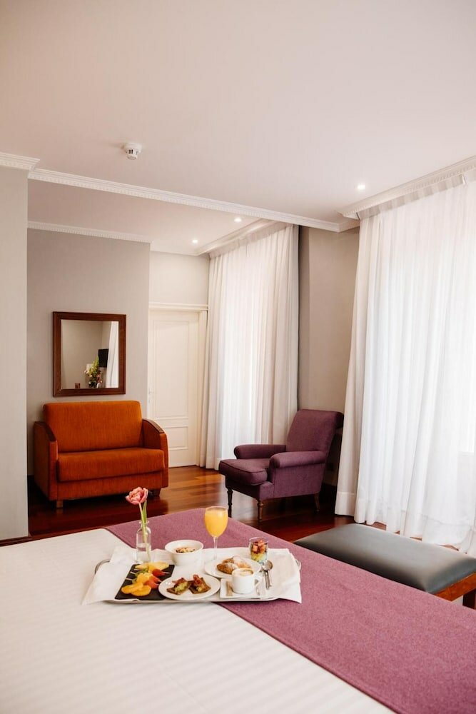 Фото ITC Infantas by Soho Boutique hotel