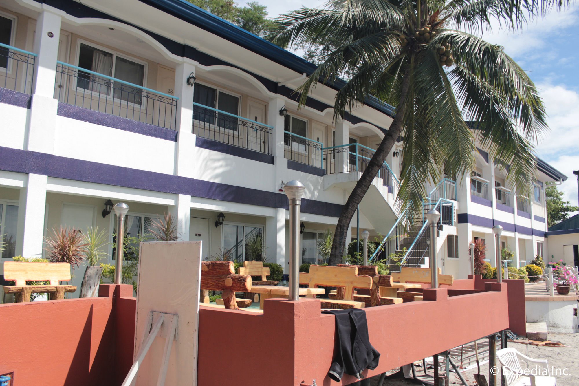 Фото Blue Rock Beach Resort