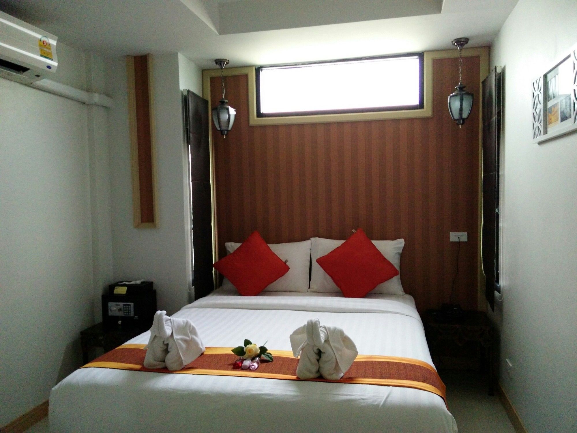 Фото Namamema Boutique Hotel