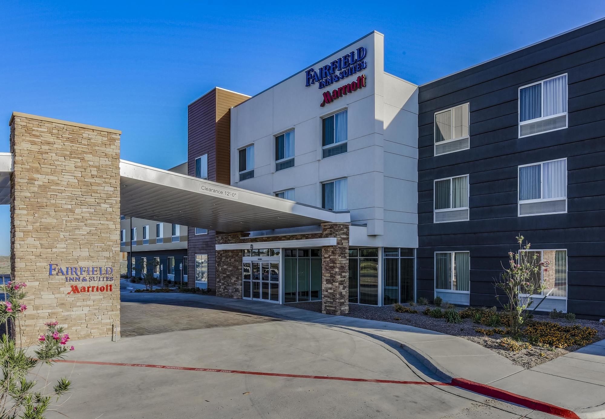 Фото Fairfield Inn & Suites Pecos