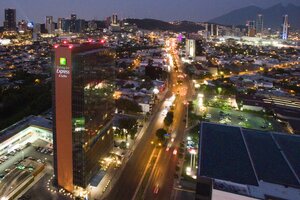 Гостиница Holiday Inn Express & Suites Monterrey Valle, an Ihg Hotel