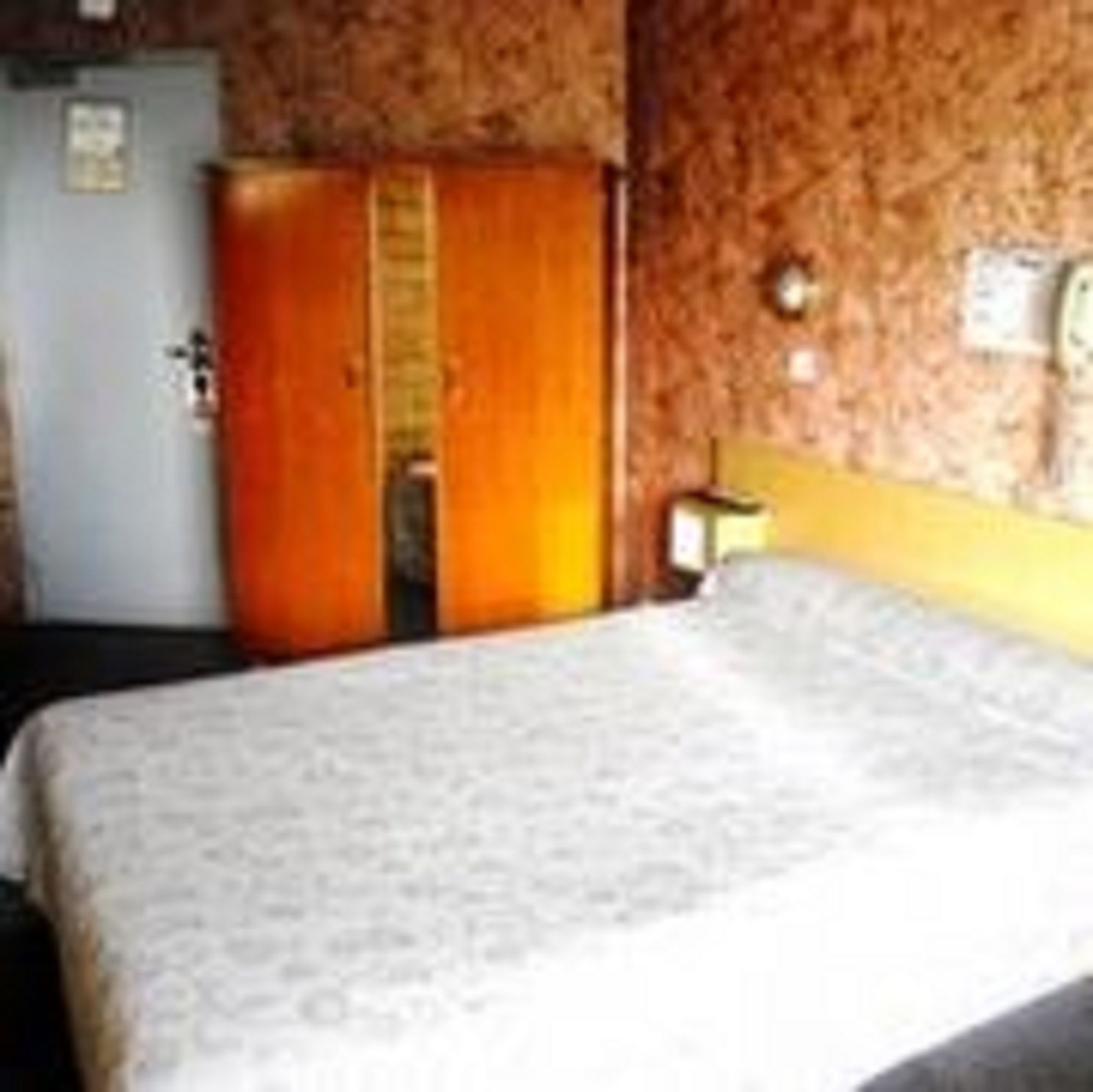 Фото Hotel de la Comete