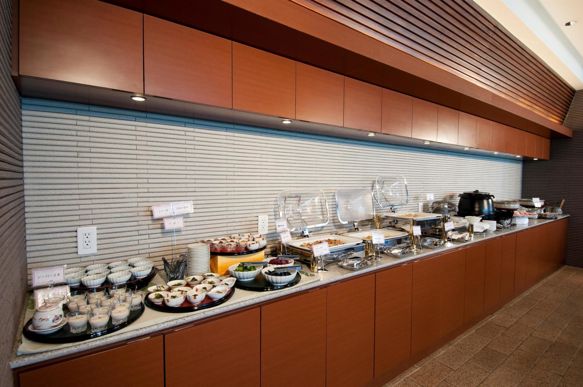 Фото Best Western Okinawa Kouki Beach