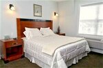 Crescent Suites Hotel (Massachusetts, Middlesex County, Waltham), apartments