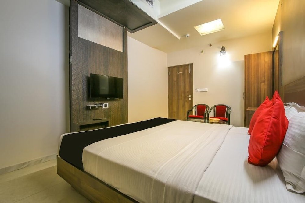 Фото Hotel Pratap Iinternational by ShriGo Hotels