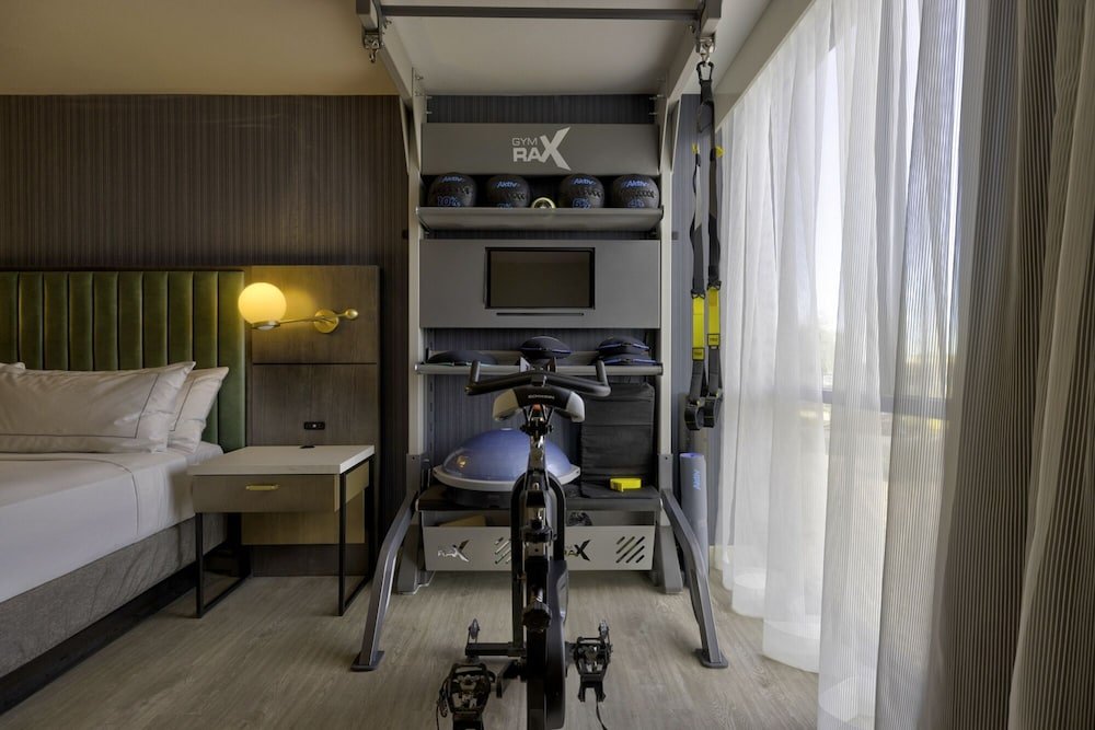 Фото DoubleTree by Hilton Palmdale, Ca