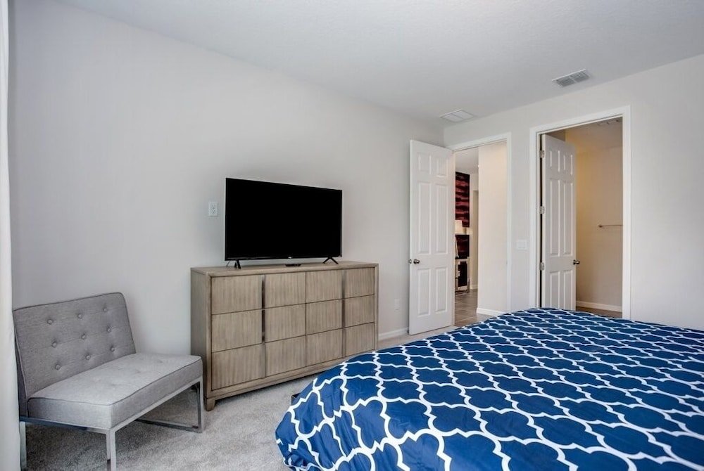 Фото 6 Bed 5 Ba Villa with Game Room, Pool & SPA