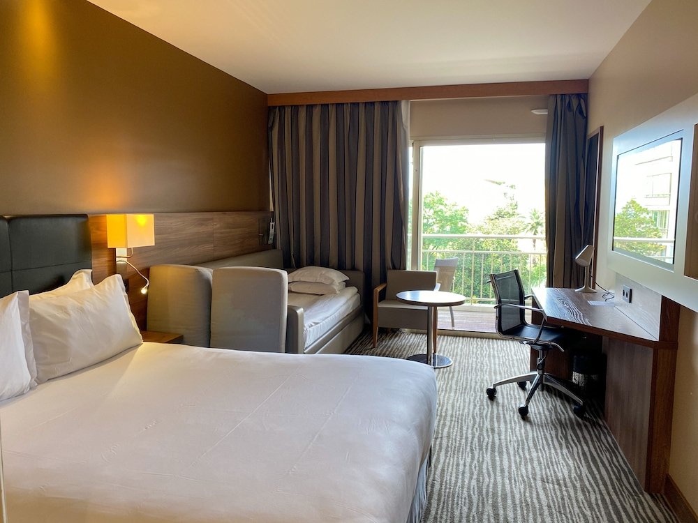 Фото Holiday Inn Cannes