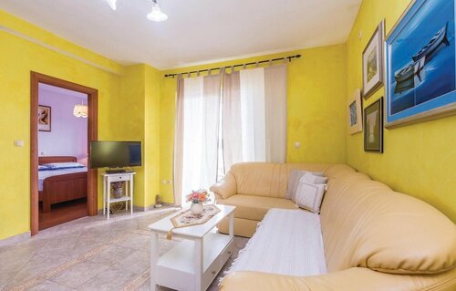 Гостиница Amazing Home in Cizici With Wifi and 1 Bedrooms