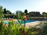 Sun-kissed Apartment in Gambassi Terme-fi With Garden