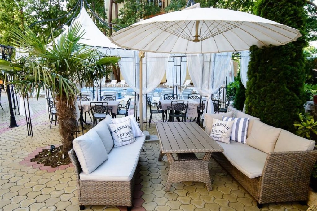 Фото отеля 3