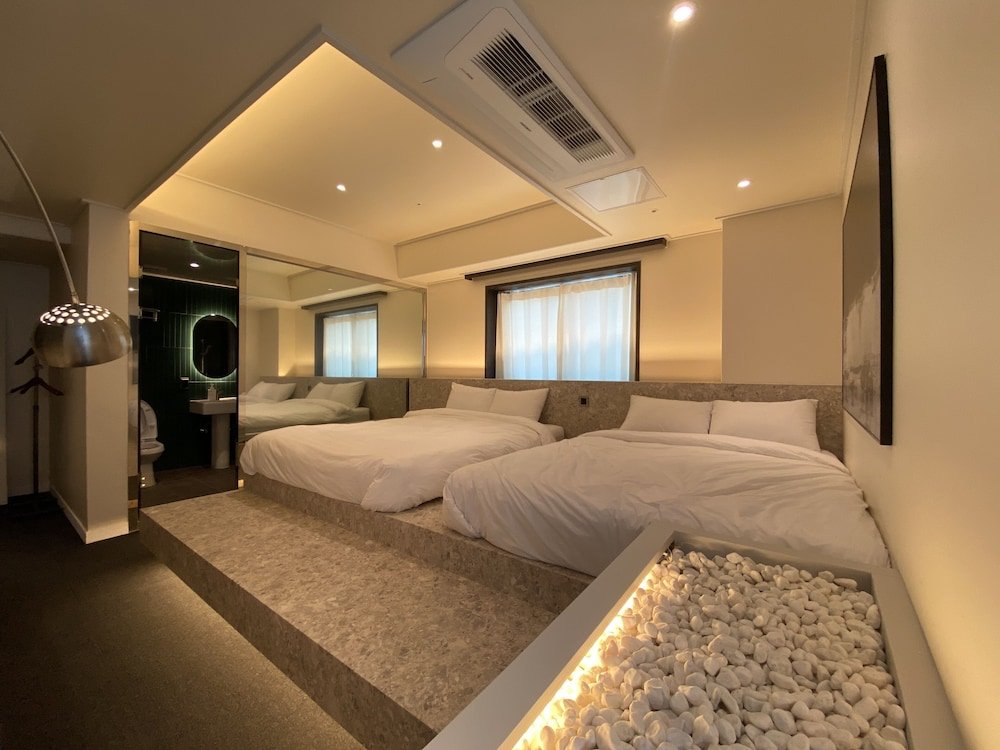 Фото Uh Suite The Haendae