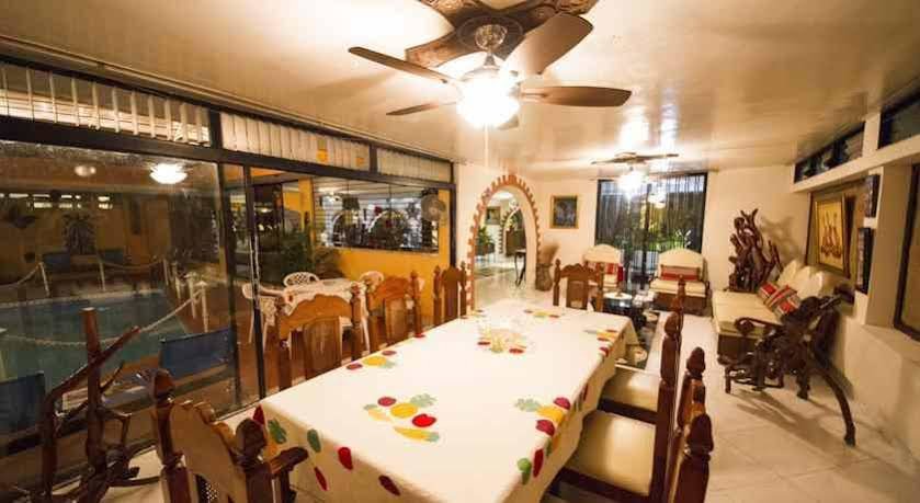 Фото Ideal Villa Hotel