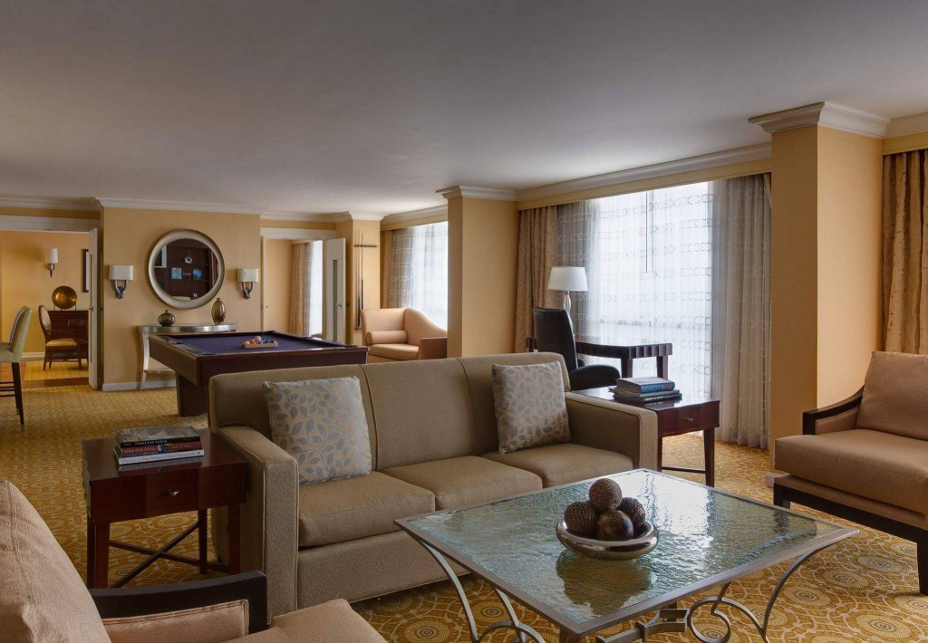 Фото Dallas/Addison Marriott Quorum by the Galleria