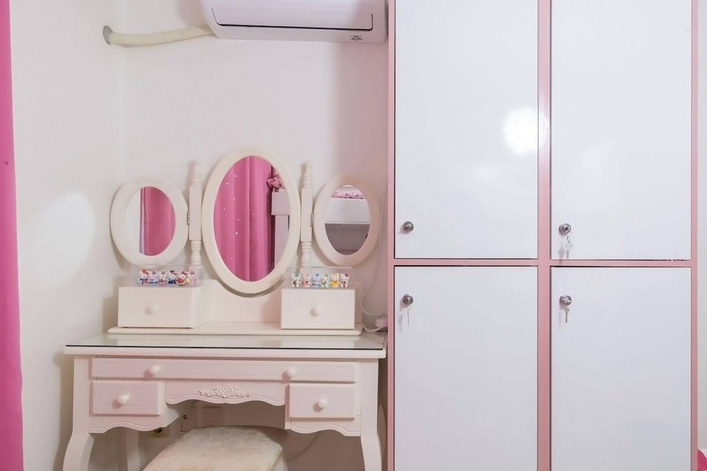 Фото Nanu Guesthouse Pink Female Only