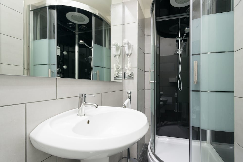 Фото Covo degli Angioini - Town House Suites