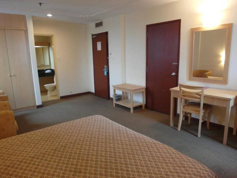 Фото Mandarin Pacific Hotel