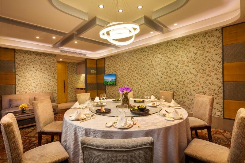 Фото Zhongshan International Hotel Hangzhou