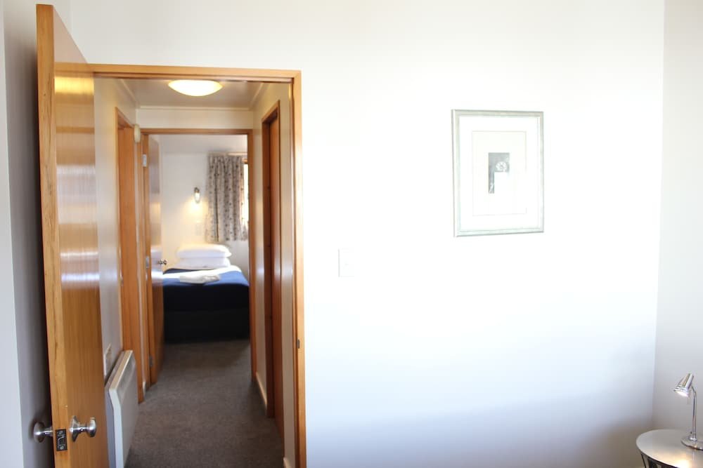 Фото Amity Serviced Apartments