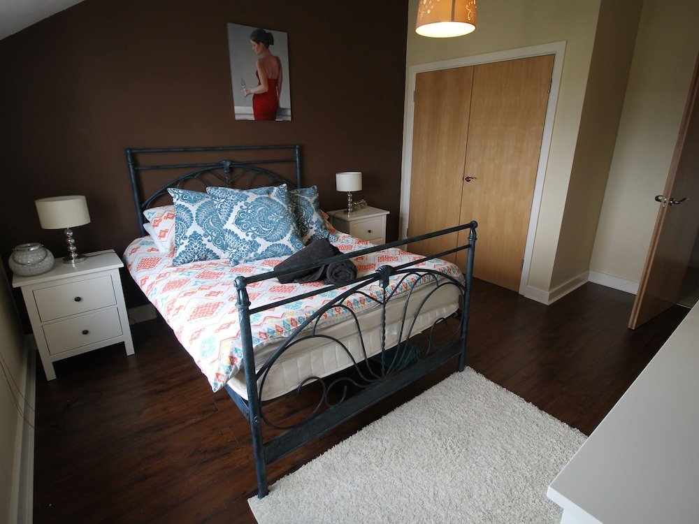 Фото Willows-Cardiff Guest House