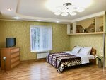 На площади Захарова (улица Народных Ополченцев, 6), hotel