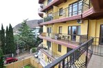 Delfin (посёлок городского типа Партенит, Парковая улица, 5А), hotel
