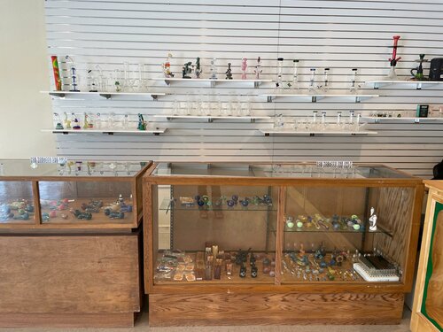 wolf star smoker and vape drive-through and walk in Taylor Smoke & Vape Online Shopping main image 1
