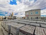 Merkuriy (Promyshlenny rayon, mikrorayon Vostochny, kvartal Lukoyl-vostok, 10Б), paving tile
