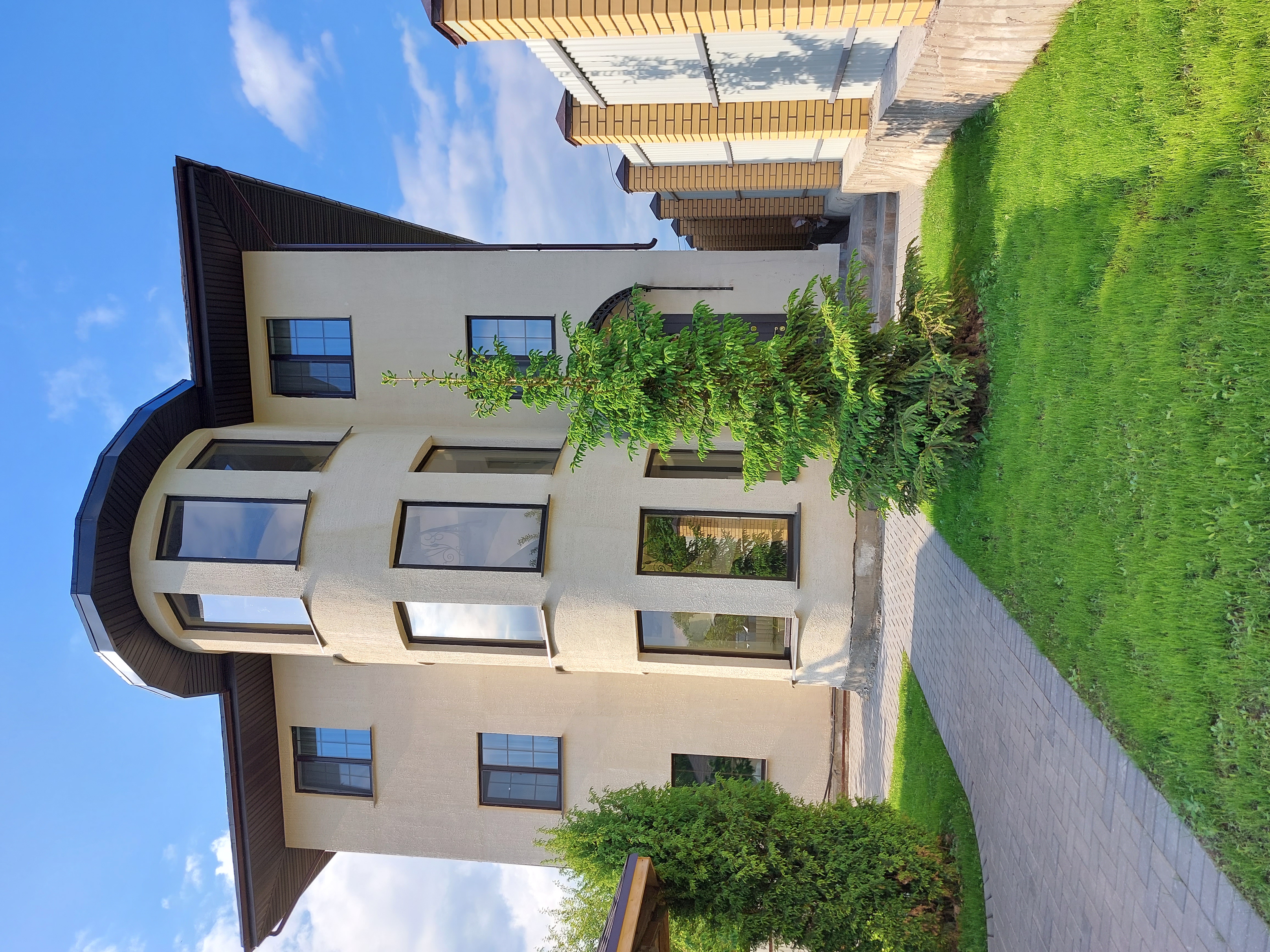 Фото Лауренция