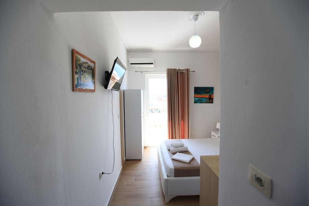 Фото Valmar Hotel