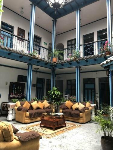 Гостиница Hotel Montecarlo в Риобамбе