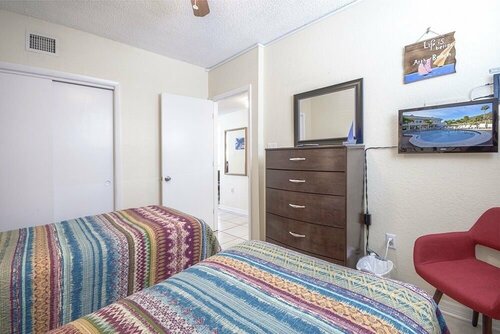 Гостиница Clearwater Beach Suites 106 2 Bedroom Condo